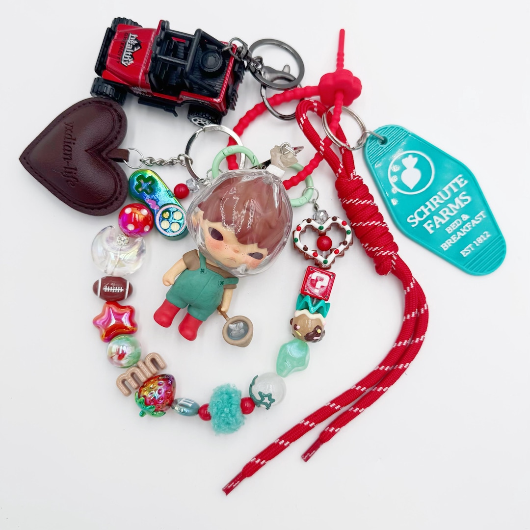 HIRONO Charm Keychain Set
