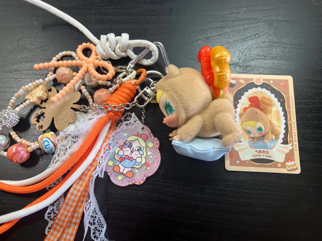 MOLLY Charm Keychain Set